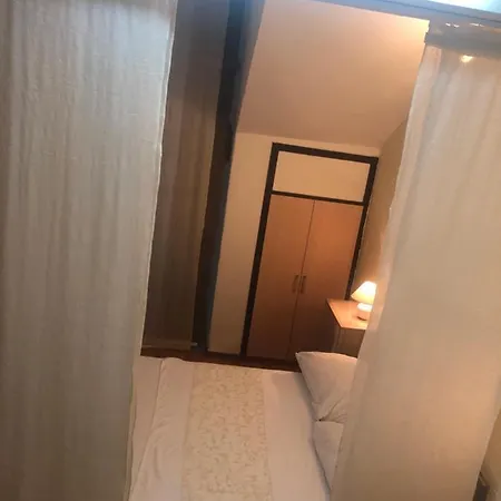 公寓 Josipa 希贝尼克