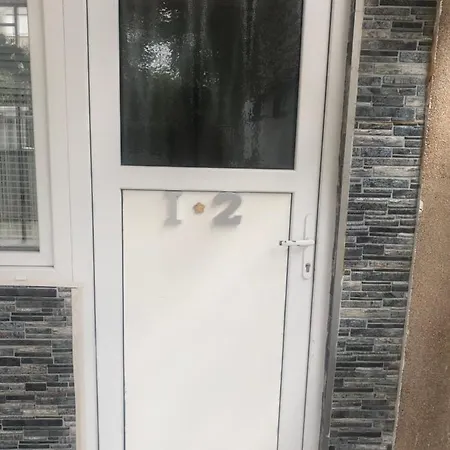 Josipa * 希贝尼克